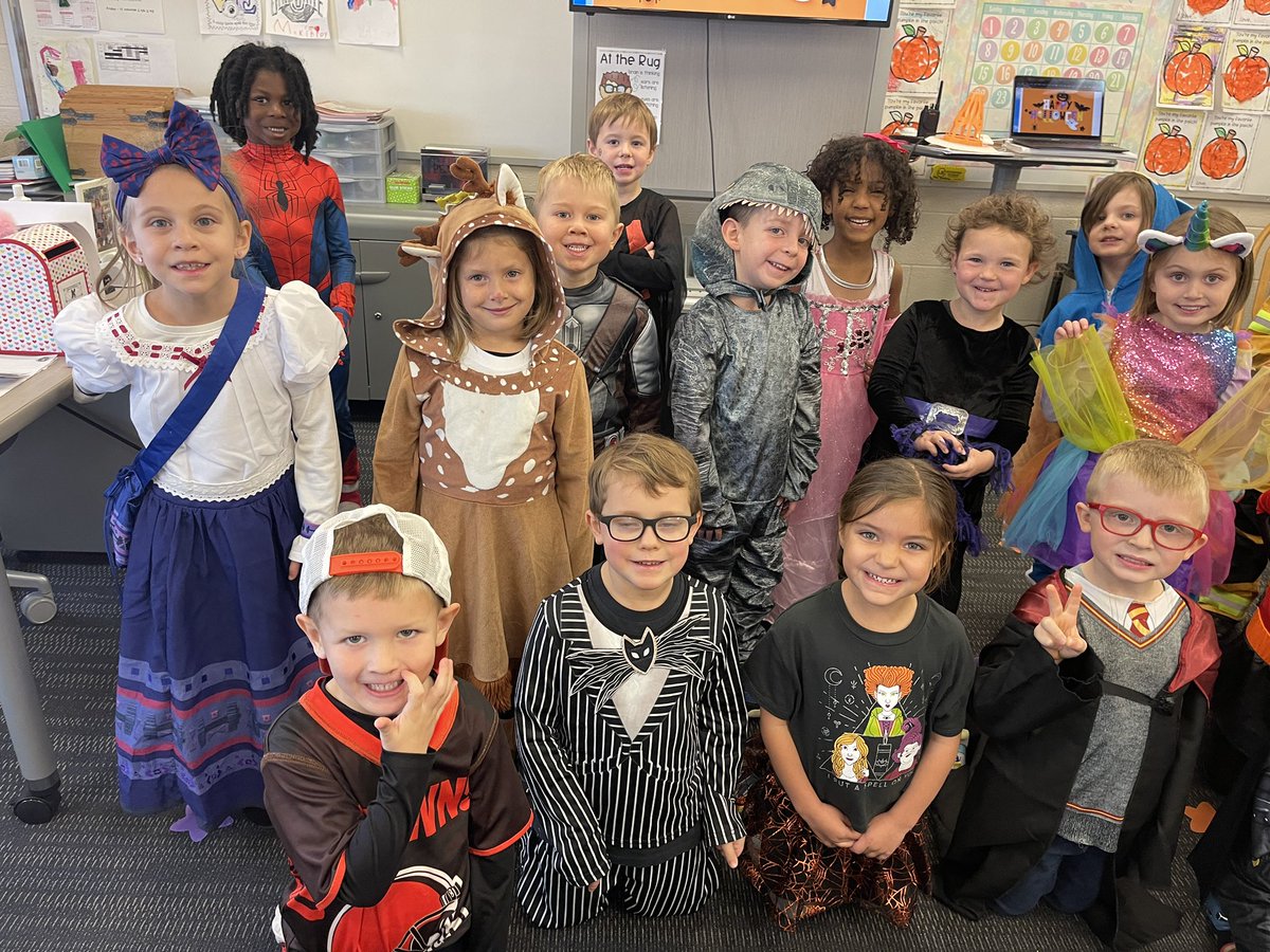 HAPPY HALLOWEEN! 👻🎃