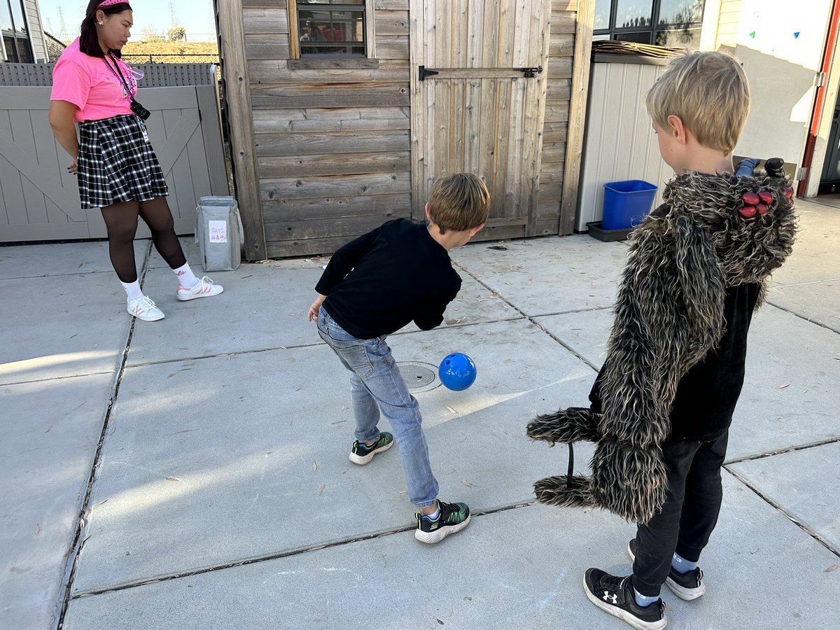 Footsteps@Shores Halloween Carnival