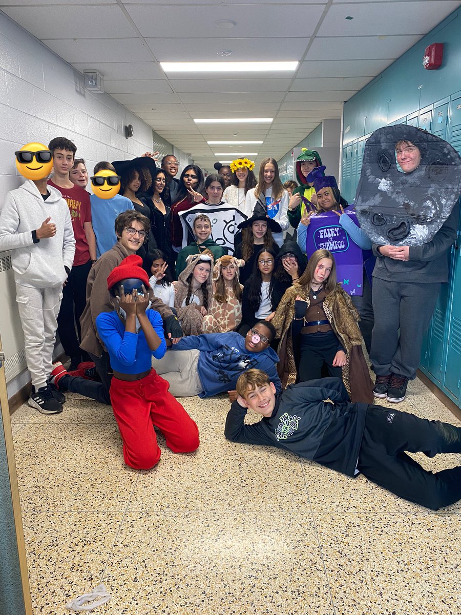 Hope everyone had a “spooktacular”day!🎃 <a href="/stthomasmore19/">St Thomas More DPCDSB</a>