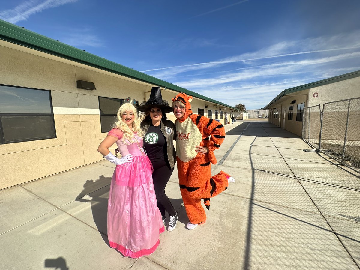 Happy Halloween from the GUSD Ed Services Team!! We hope your day is filled with spooky fun and lots of treats!! 👻🎃 #proudtobeGUSD <a href="/aqgillespie/">Adria Gillespie</a> <a href="/lorenalopez0210/">Lorena M.</a> <a href="/jackyvale18/">Jacky-GUSD District ECE Coach.</a> <a href="/callme_sanchez/">Lissette S.</a> <a href="/zjgalvan/">Dr. Zandra Jo Galván 🩷</a> <a href="/mrsmaribelbarba/">Maribel Barba</a> <a href="/DesantosVNorma/">Norma De Santos</a> <a href="/mrmercado674/">Emanuel</a> <a href="/miss_svigg/">Sara Viggianelli</a>