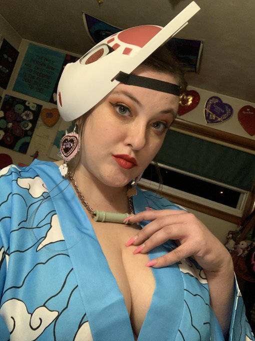 what if urokodaki had a demon slut for a student???😹🤷&zwj;♀️😈yes the mask is huge: I am not an adult and<a href="/tag/halloween"class="tags"><span>#halloween</span></a><a href="/tag/happyhalloween"class="tags"><span>#happyhalloween</span></a><a href="/tag/demonslayer"class="tags"><span>#demonslayer</span></a><a href="/tag/cosplayergirl"class="tags"><span>#cosplayergirl</span></a>