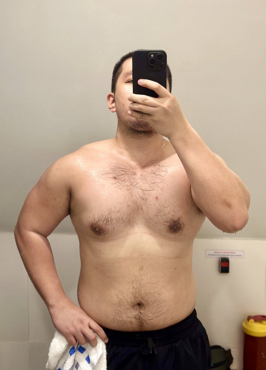 iamnarci28's tweet photo. Happy Halloween sa mga takot na takot malamangan!!! 🫣😂 #anytimefitnessbuting #botchog https://t.co/bOzhcdbIX8