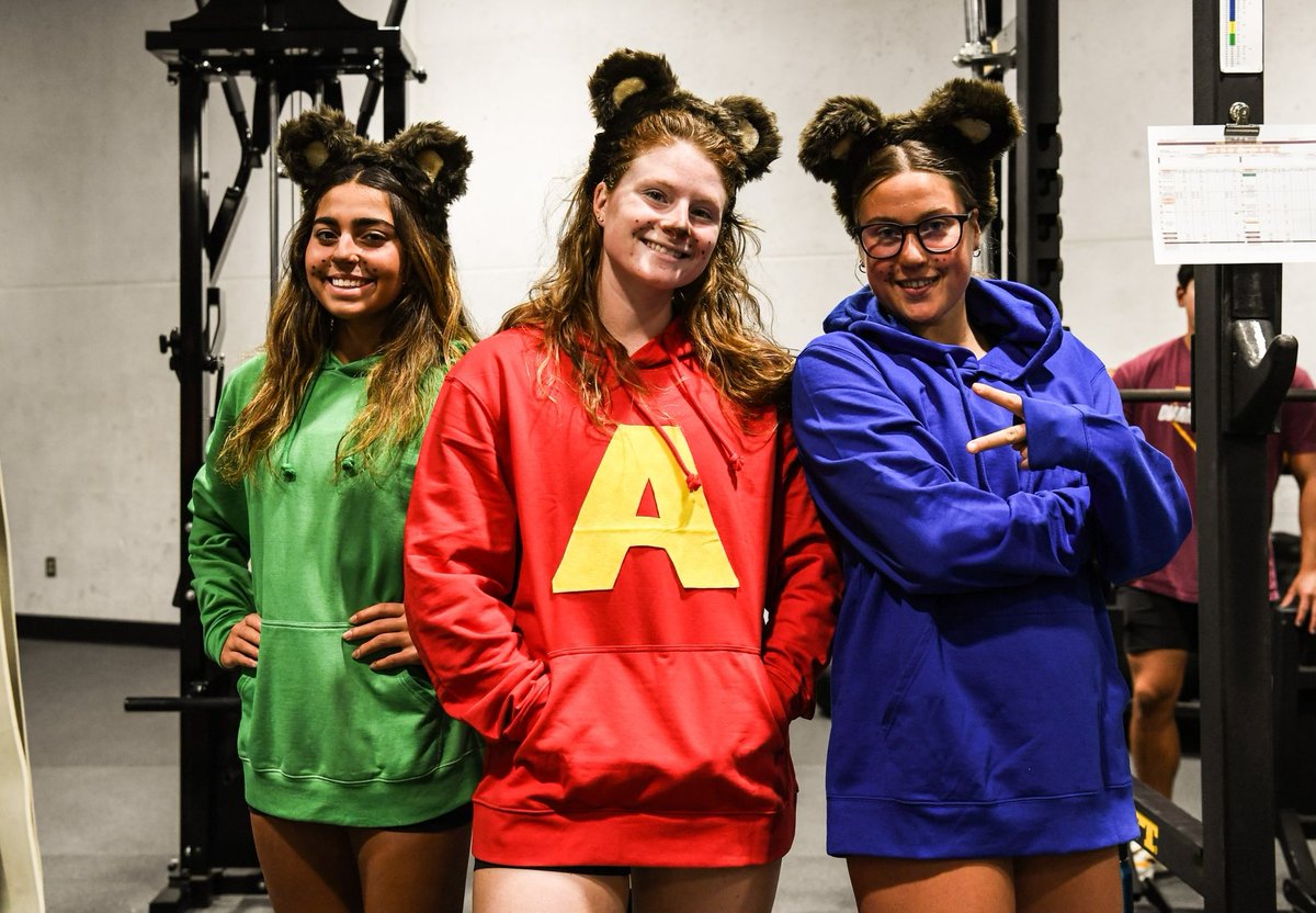ASUSwimDive's tweet photo. Some more spookiness in the weight room 🕸️👻

#ForksUp /// #O2V https://t.co/FaiQqGyoz4