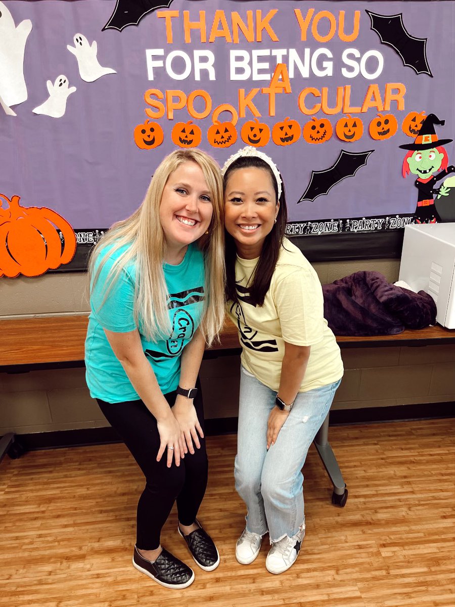 A SPOOKTACULAR HALLOWEEN W THE BEST PARTNER 🎃🧡 <a href="/MJEjags/">Jenks Elementary</a> <a href="/MJEThirdGrade/">MJE Third Grade</a> #mjejags