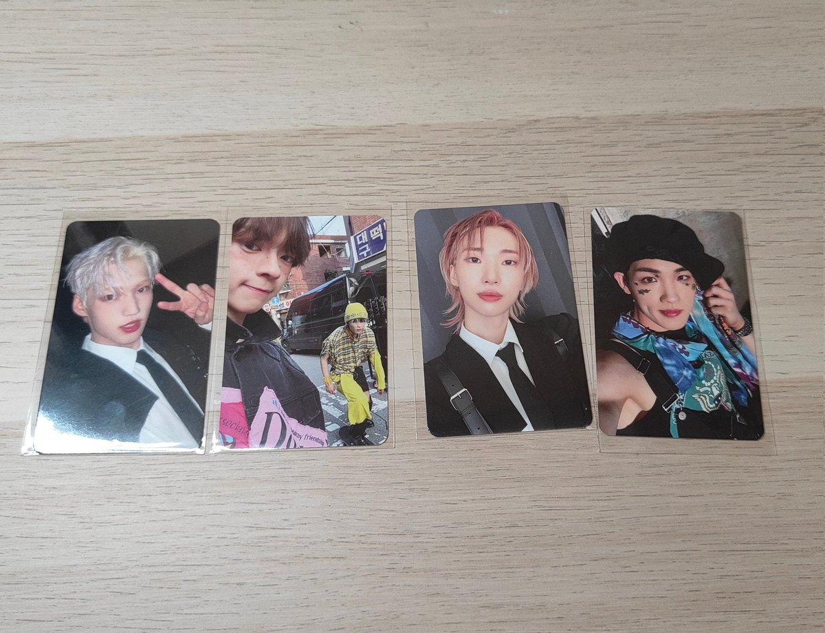 These are 4 extra pob I got (I will have more) 
I wanna trade with any members from the album.

Me: makestar pob
Sio, jdv, geon, Eugene

You: 
2D - Seung, Sio, Daemon
3D - Saejin, Daemon, Geon

I haven't received all albums yet but these are PCs I want..plz trade 🥺
#Superkind