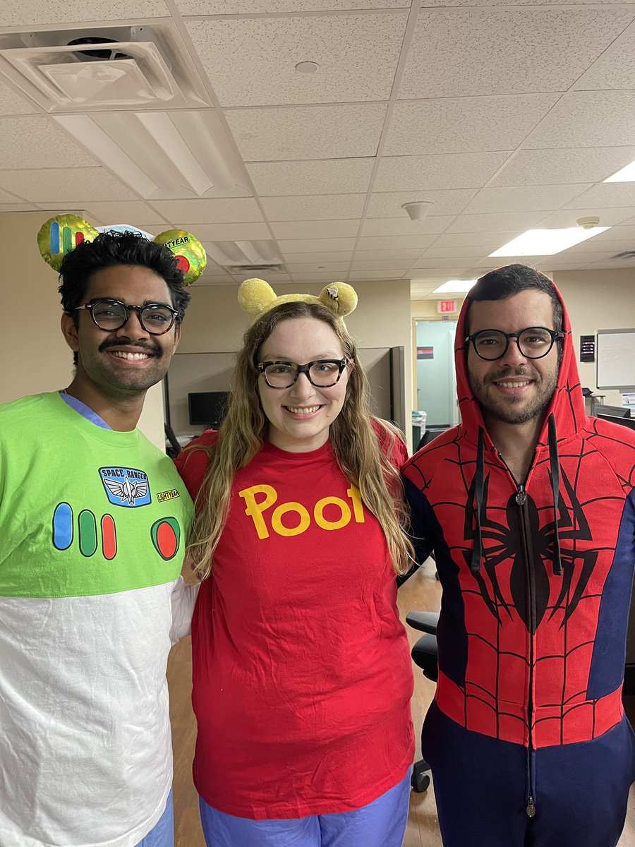 jaypnatarajan's tweet photo. *Sees vascular consult*
“So how bad is your rest pain on a scale of 1… to infinity and beyond?” 

Love my night shift team
#vasctwitter #vascular #medtwitter https://t.co/GbOJ3MG1DY
