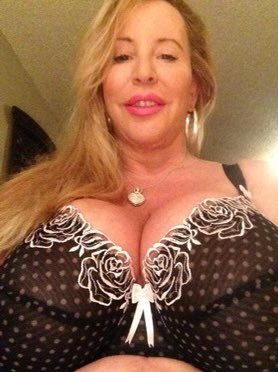 I also went to the doctor and now I don&rsquo;t have to wear the brace anymore. Happy Halloween to everyone<a href="/tag/happyhalloween"class="tags"><span>#happyhalloween</span></a>