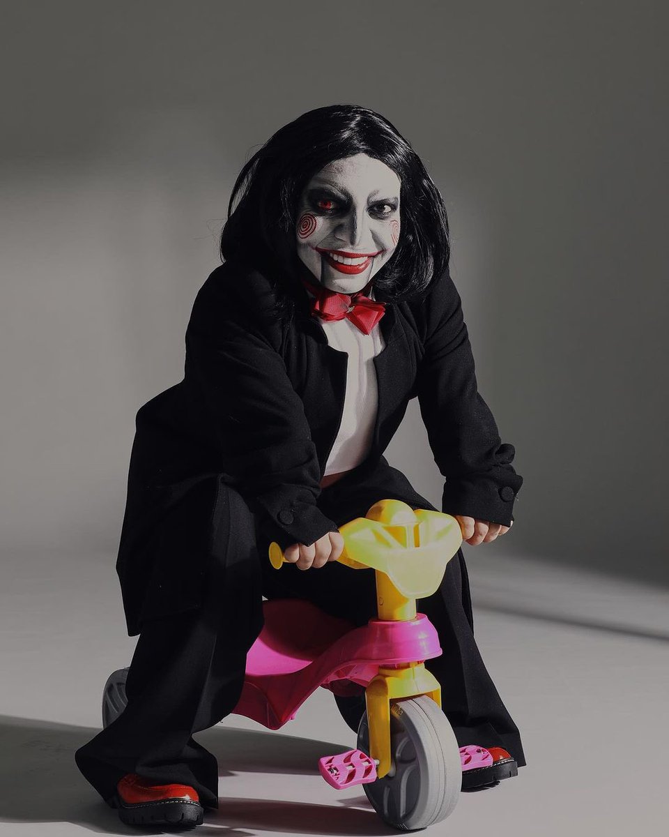 choquei's tweet photo. 🚨FAMOSOS: Tokinho está pronto para o Halloween da Anitta no Rio de Janeiro. https://t.co/KFi7gXREFA