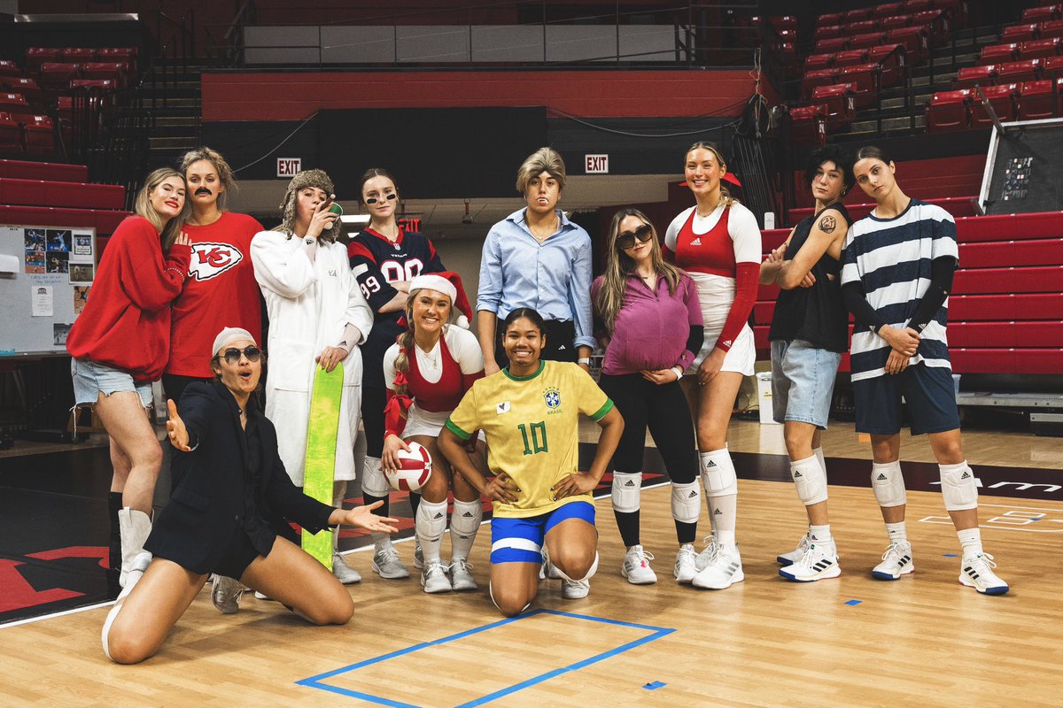 all treats, no tricks 🤣🙅🏻‍♀️