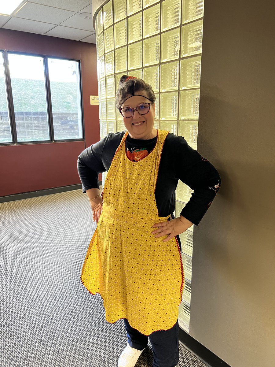 brummeye's tweet photo. Happy Halloween from us at Brumm Eye Center! We are definitely feeling festive with our lunch lady, Travis Kelce, and Taylor Swift making appearance in our office today! https://t.co/DjfbCpusf8