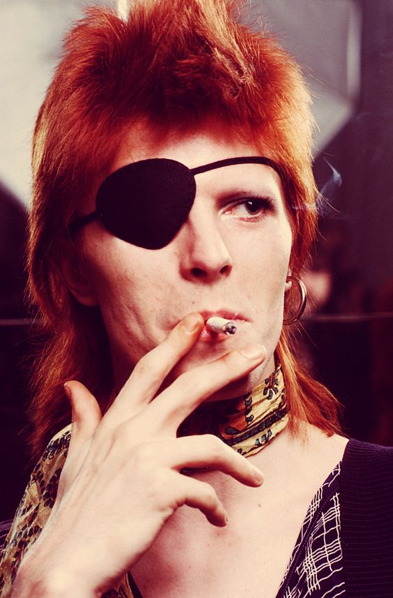 Claudestar2012's tweet photo. #DavidBowie as Halloween Jack, 1974. https://t.co/KCJVmWl1U8