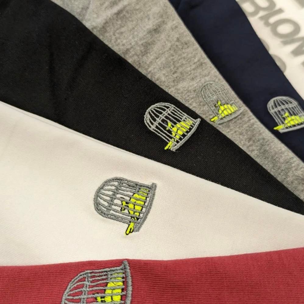 SauceandBrown's tweet photo. New colours landed at HQ.
Online as soon as we get the Photographs sorted.
Birdcage Tees are back.
#onehundred #birdcage #menswear #floyellow #colours https://t.co/mIzkfsdLjL