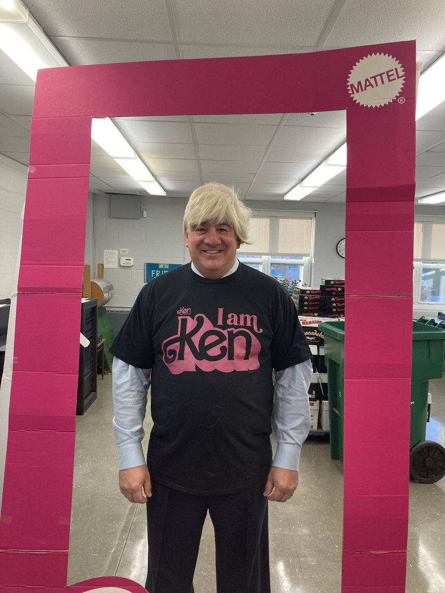 Mr. Harnden tweet media