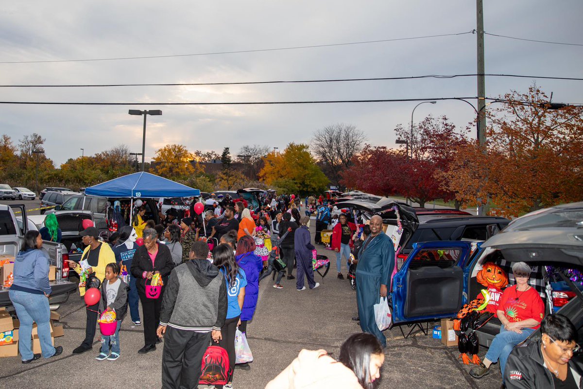 UAWLocal1284's tweet photo. Thank you to all the 1284 members who donated candy for the “Trunk or Treats”! https://t.co/7PEooOLbiz