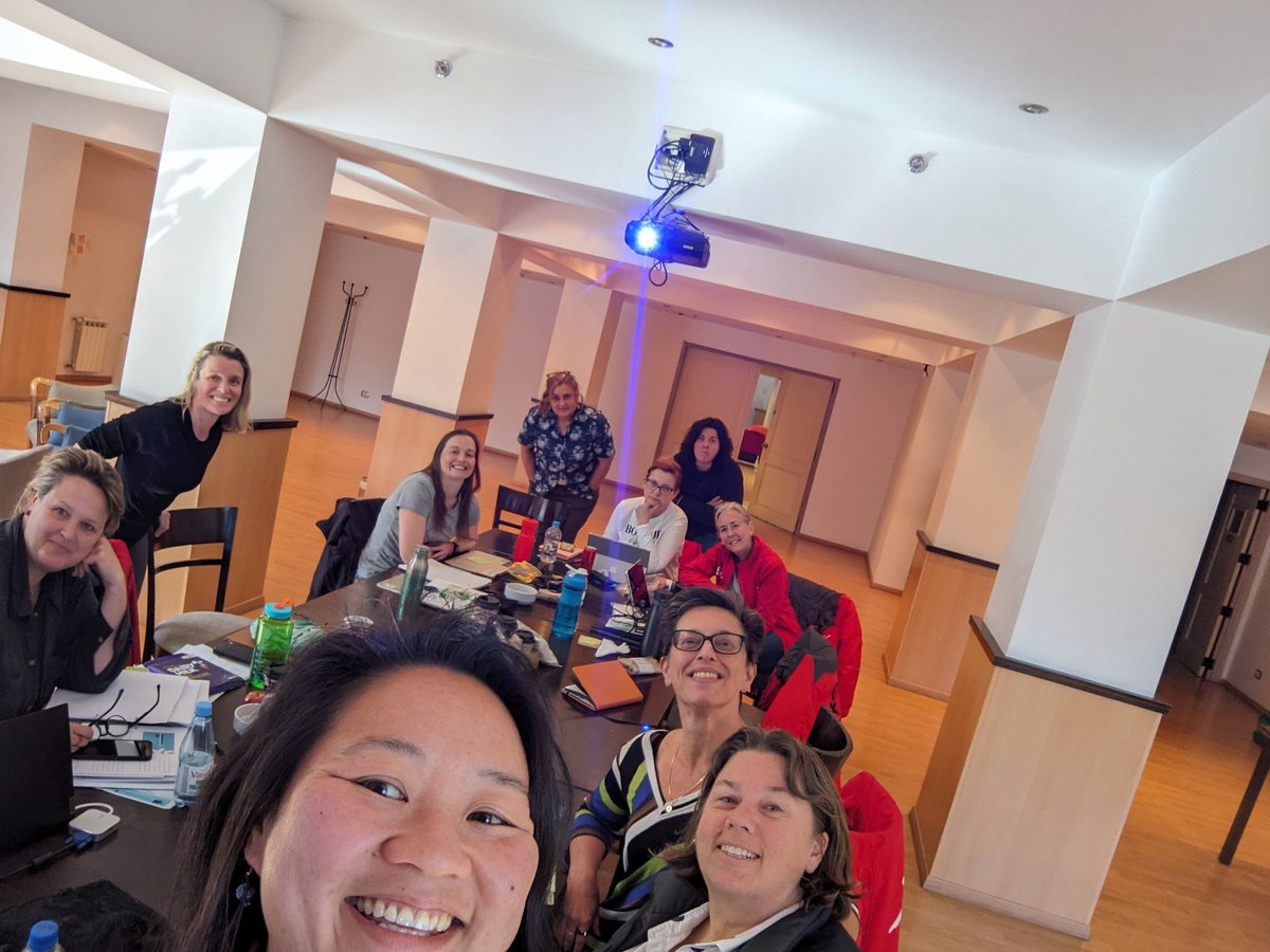 A successful final faculty day in preparation for our @HomewardBound16 Ushuaia voyage - a fantastic team to work and we're all looking forward to meeting all of the women participating in the program tomorrow before we head to Antarctica #womeninSTEM #leadership