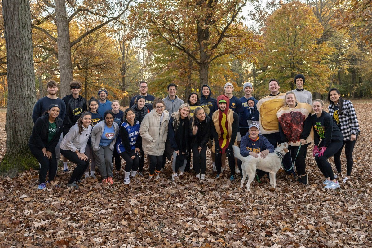 UToledoMed's tweet photo. Thank you to the students who joined us Monday night for our special Hallow-Dean Run/Walk. Walkers and runners enjoyed fall colors and deer around Ottawa Park. Plus, participants were treated to dinner courtesy of The University of Toledo Foundation.
#RunWithTheDean #UToledoMed https://t.co/Srjq6HSclw