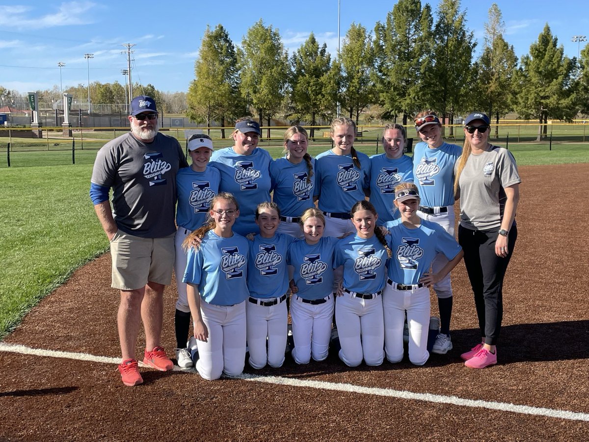 Ava Signs tweet media