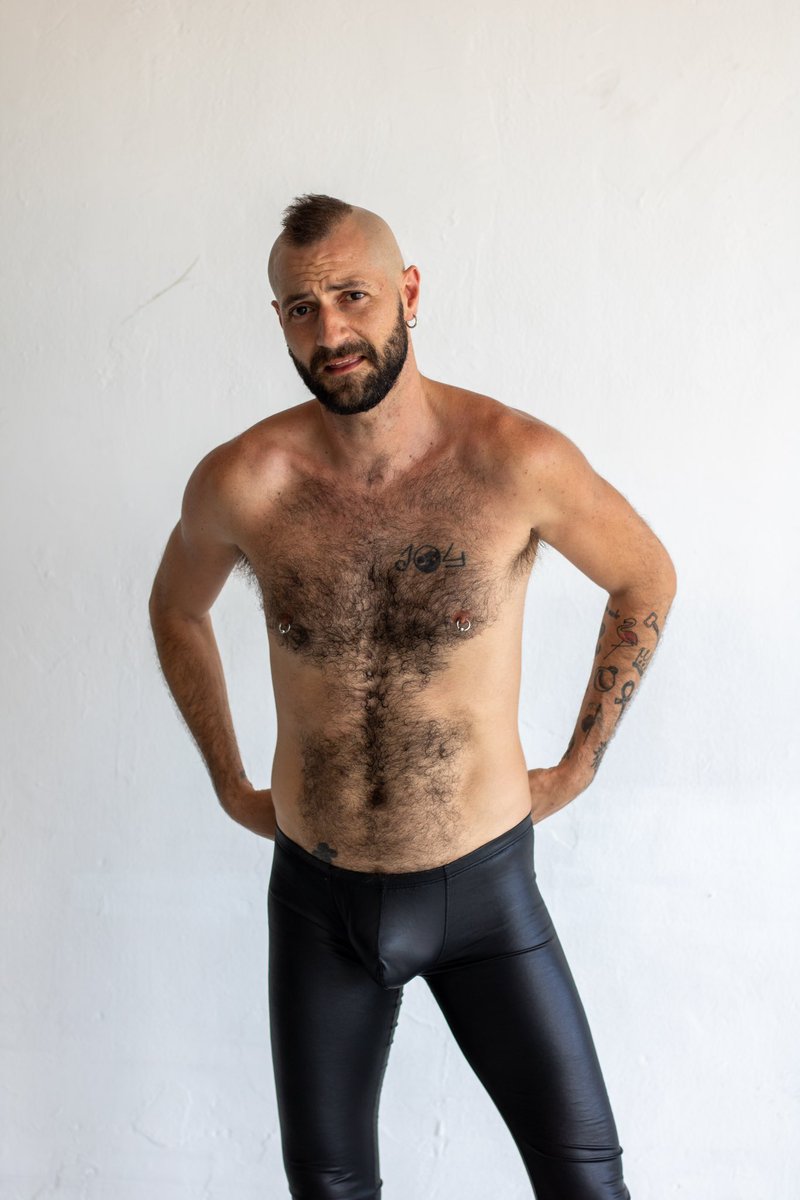equisphoto's tweet photo. - LEATHER -
Modelo: @el_muso_H
📸 @byiosuolabarria
https://t.co/5yjiuufSlU
#basqueanderotic #leather #underwear https://t.co/zWYai4XzLy