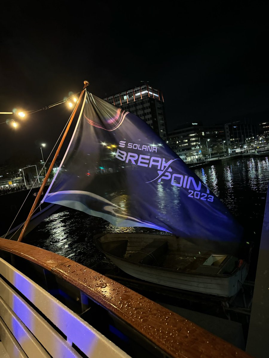 Just got on the <a href="/MagicEden/">Magic Eden 🪄</a> yacht.

they don’t know they are my exit liquidity.