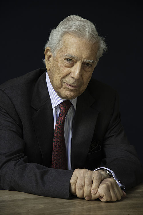 circuloamarill0's tweet photo. Los retiros generan nostalgias, más si se trata de uno de los GOAT 🐐 de la literatura universal: Mario Vargas Llosa. Hace días, el Nobel de Literatura 2010 anunció su retiro de la narrativa y desde entonces ha acaparado titulares.⁣ https://t.co/0tMtNoG8mU