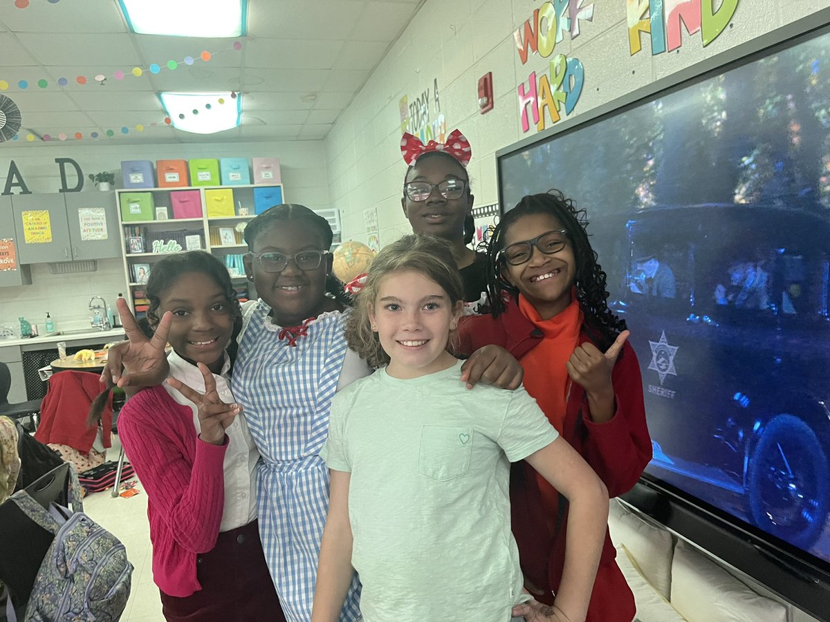 Ms. Squires 5th Grade tweet media