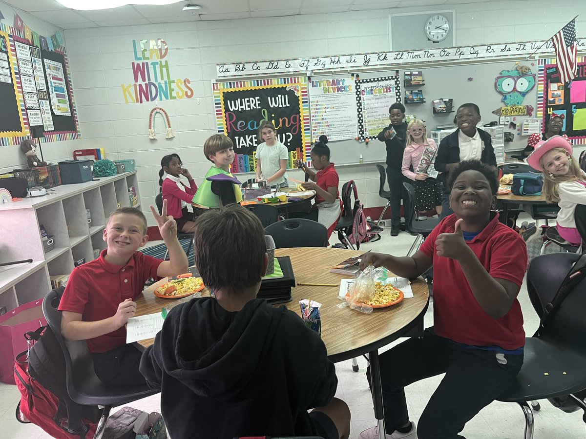 Ms. Squires 5th Grade tweet media