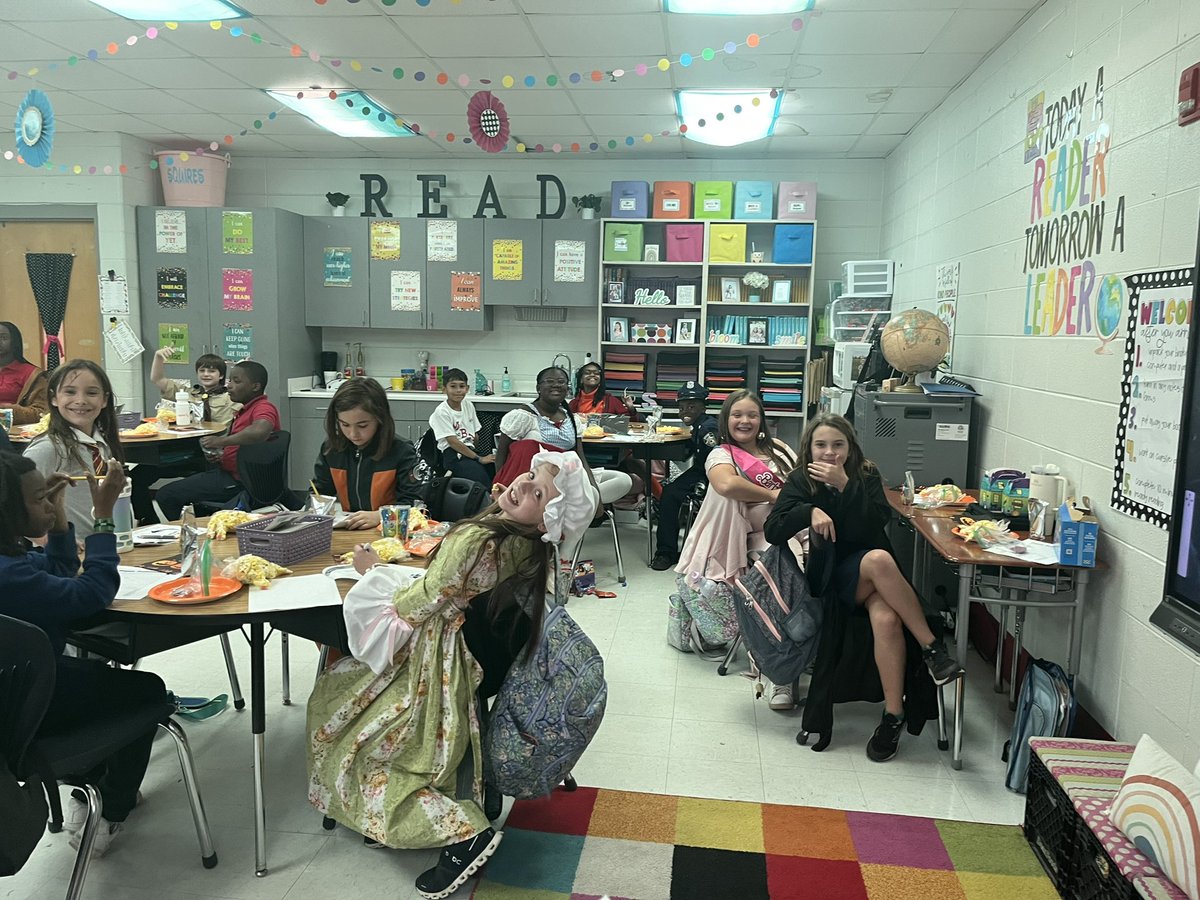 Ms. Squires 5th Grade tweet media