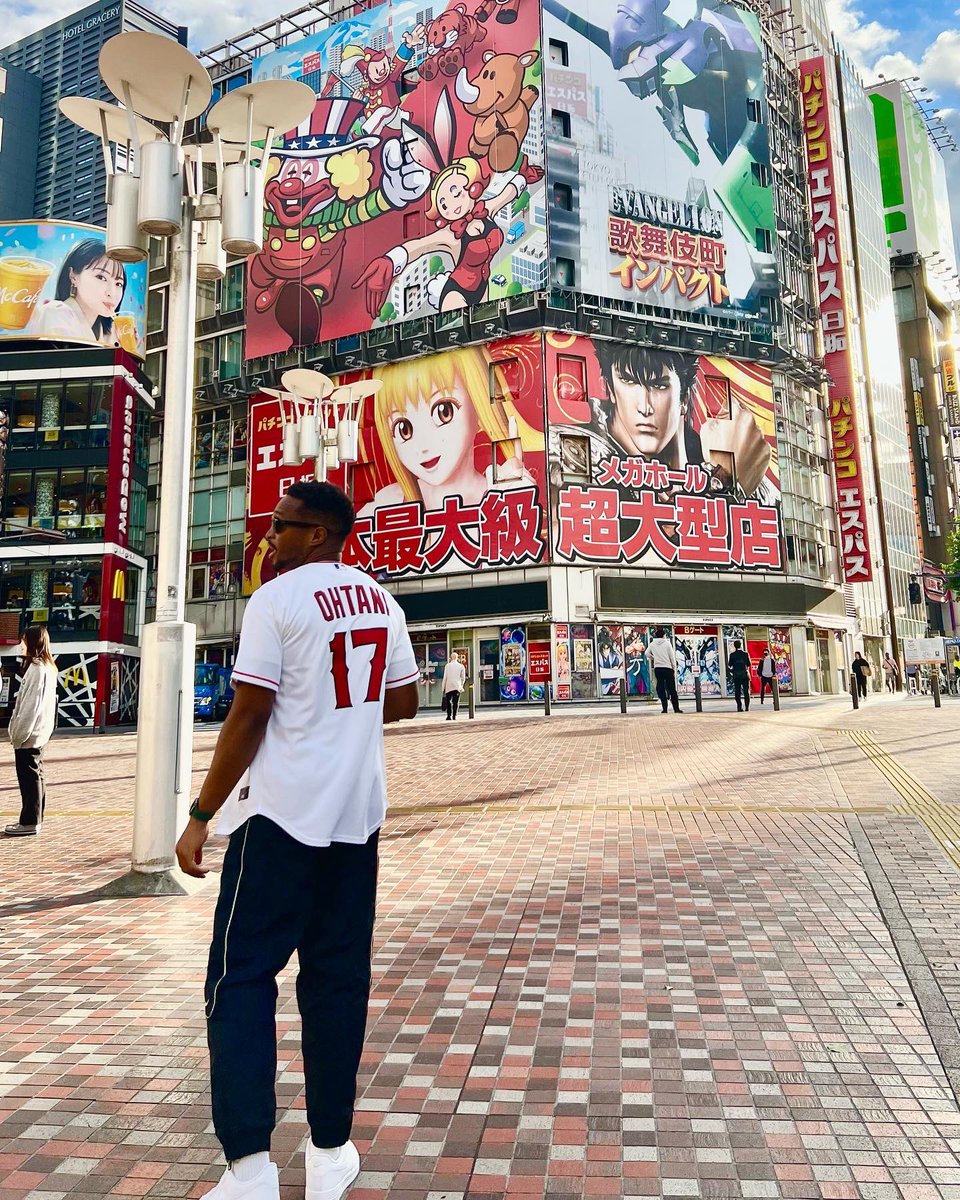 ItsCampaignSzn's tweet photo. Hitting several #stances in Japan 🇯🇵 https://t.co/N2uo97eWN6