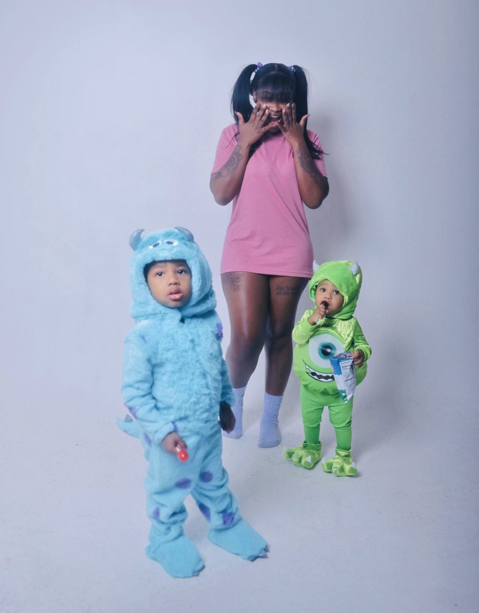 Gloss and her babies as Boo, James P Sullivan, and Mike Wazowski from Monster’s Inc 🥺💙