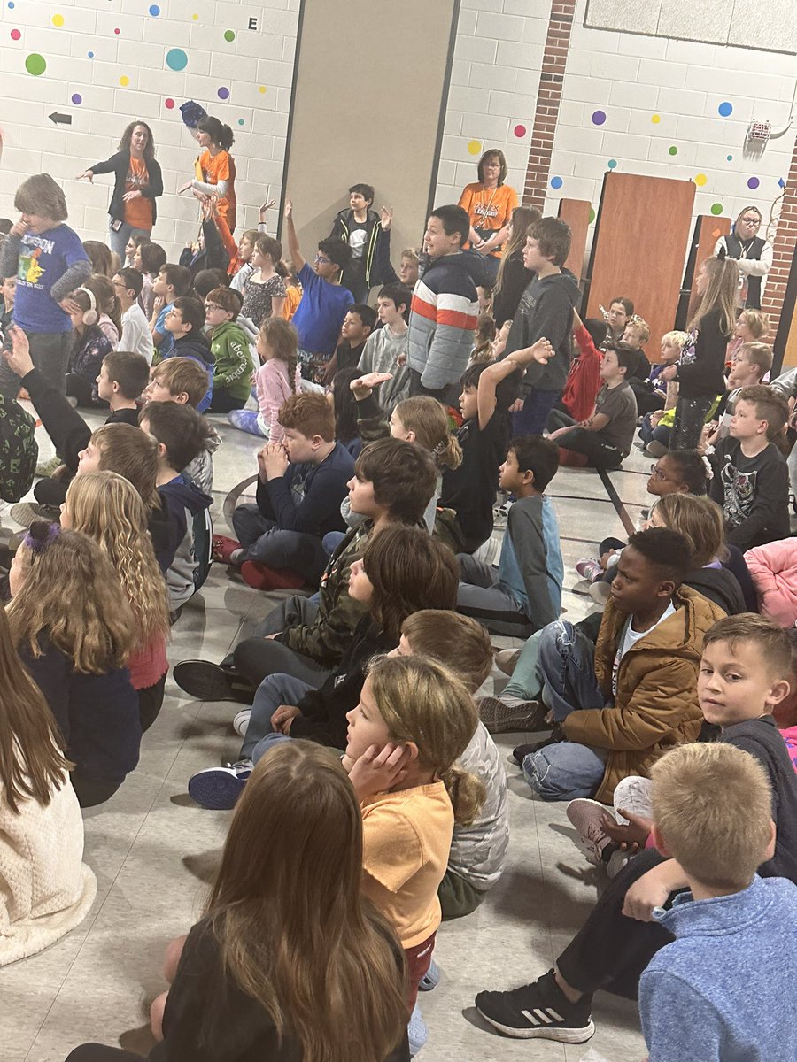 MrsWazRoom20's tweet photo. APEX kick off assembly today @ForgeElem https://t.co/HUmEbfP16G