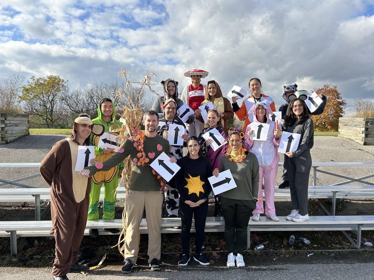 Our <a href="/Science_STL/">STL Science</a> teachers created a food web today!  Watch out for those invasive species! 🐢🐒 <a href="/YCDSB/">York Catholic District School Board</a>