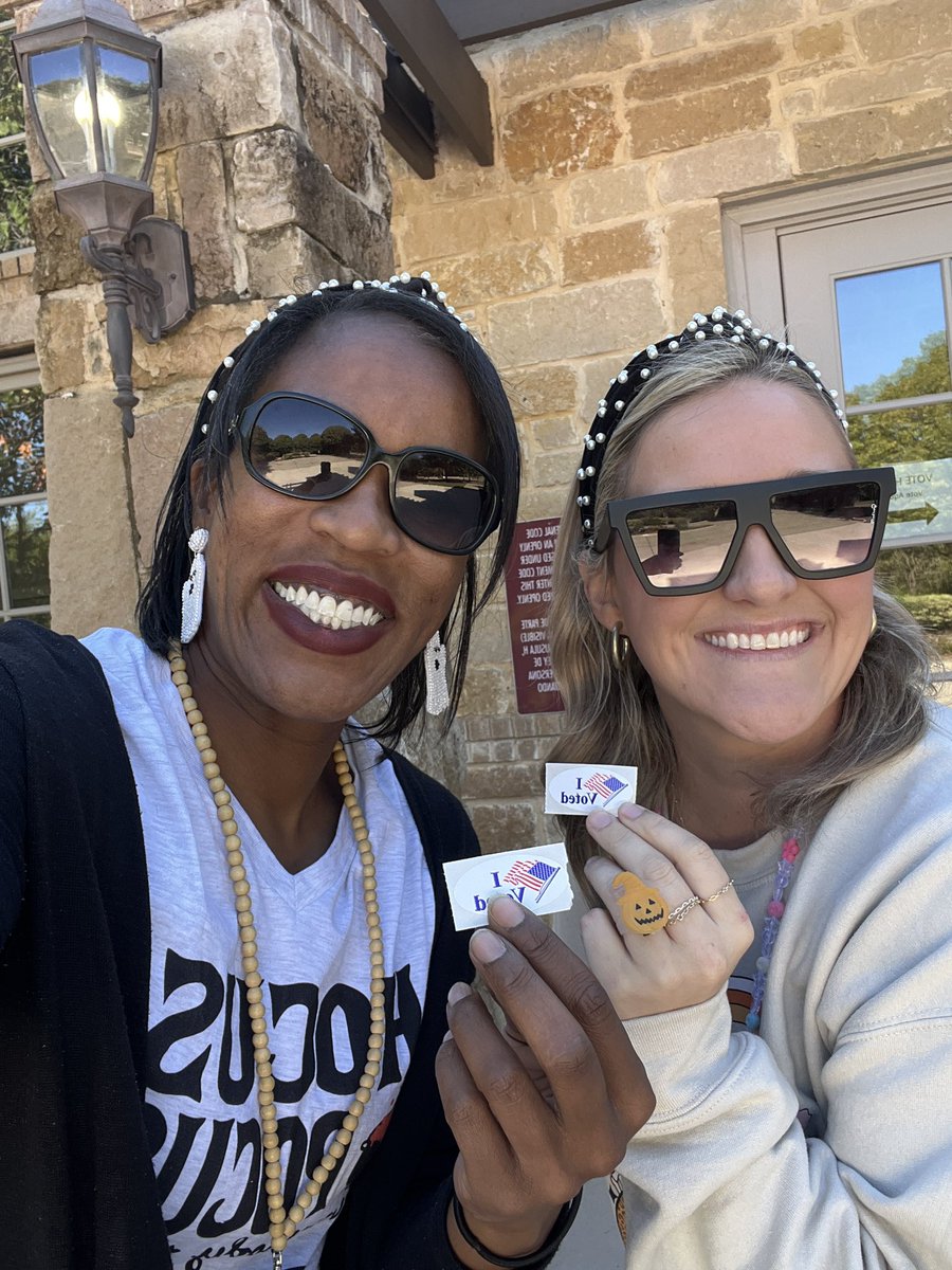 No tricks, all treats when Prosper teachers get out and vote! #ProsperISD <a href="/jessrbarr/">Jessica Barr</a> <a href="/PISDBryantElem/">Bryant Elementary School</a> <a href="/ProsperISD/">Prosper ISD</a>