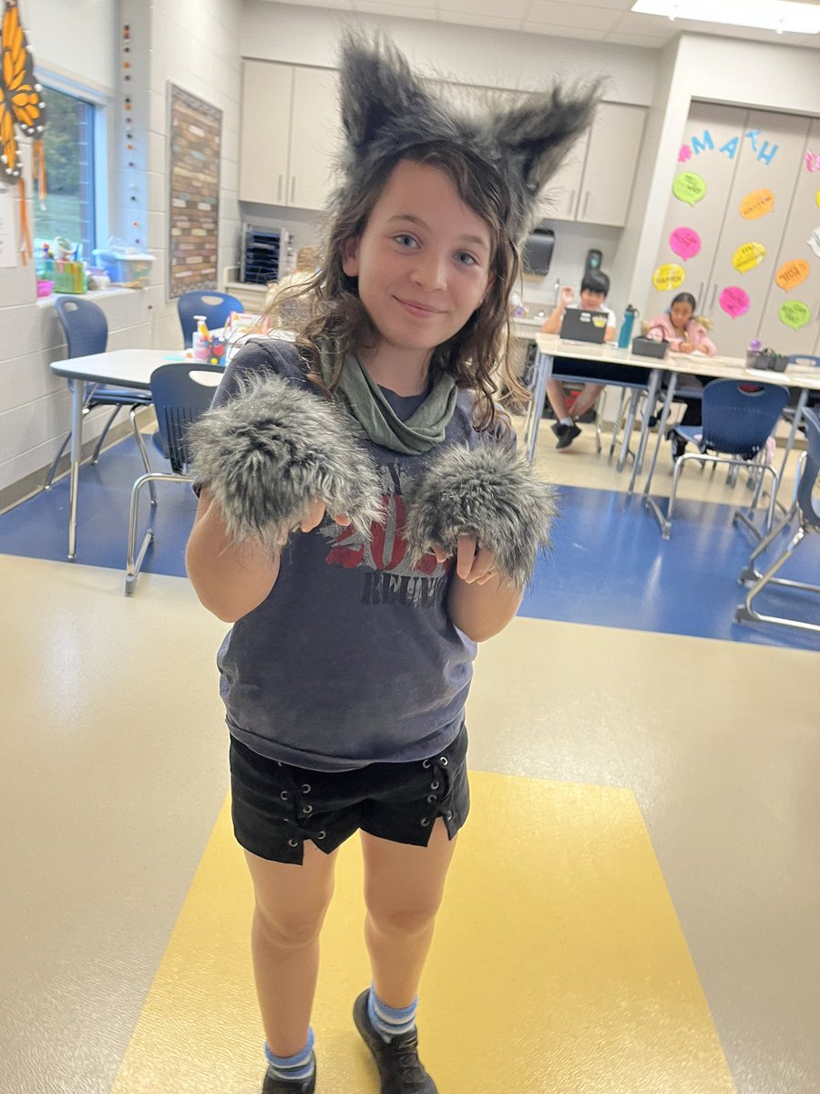 Some great book characters were seen today in room 310! My favorite was probably Bunnicula. We’re reading that book in our book club. Not pictured is Mrs. Weasley Ron’s mom!