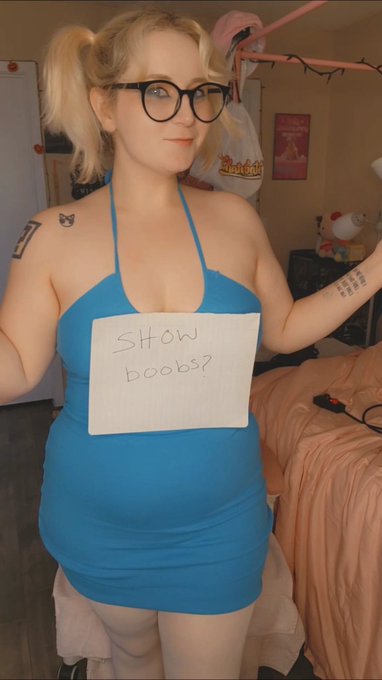 Happy Halloween to all the gorgeous SWs in my life 💕 https://t.co/rXlKvp68UC