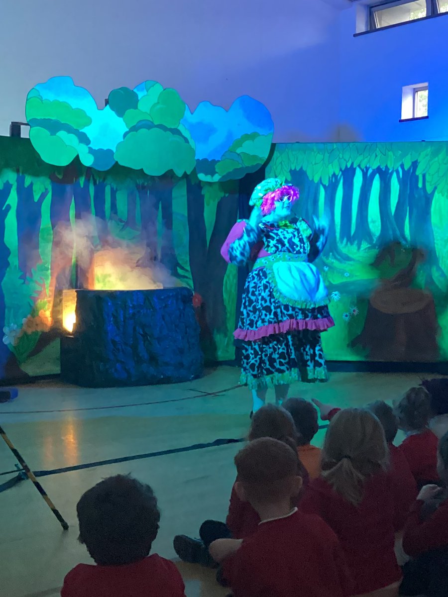 We have had a great first day back which started with watching the fantastic pantomime of Jack and the Beanstalk! #itsbehindyou #ohnoitisnt #ohyesitis