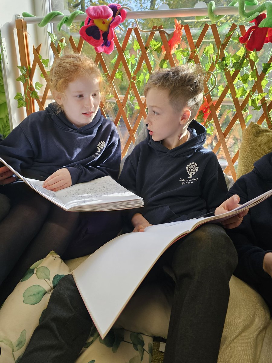 DanesfieldY5's tweet image. First day back after half term, sharing our #culturaldifferences with one another in P.S.H.E @DanesfieldSchl