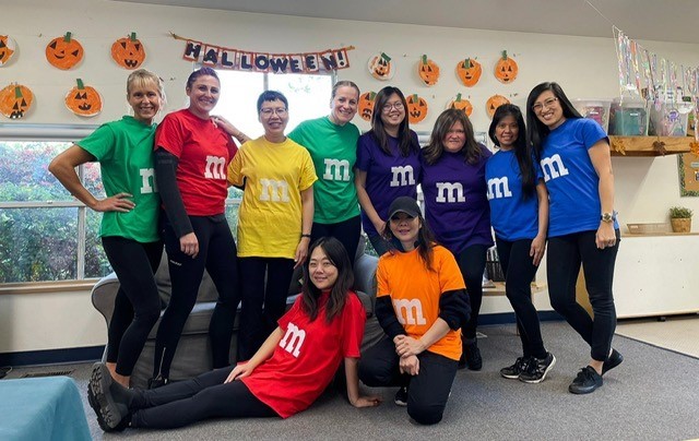 DDA604's tweet photo. Champlain Child Development Centre staff 'plain' M & Ms...no nuts (or so we're told). Remember, there will be a lot of kids on the streets this evening, so drive safe and be aware!! #HappyHalloween2023 #ECE #TeamDDA https://t.co/72ocll8qCG