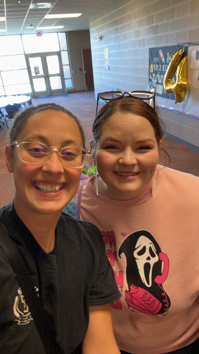 halfPR's tweet photo. Saw 2 former students today at elementary fall parties! #turner202strong  #strongertogether #reunion #OGpride https://t.co/G4UfzDOmZk