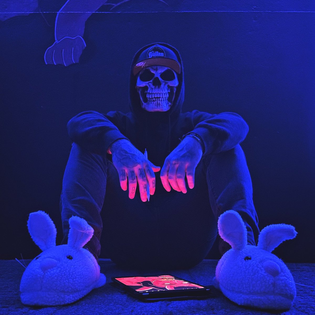 Tapped_ink's tweet photo. Happy Halloween 🎃💀 https://t.co/nZfQDj7rUa