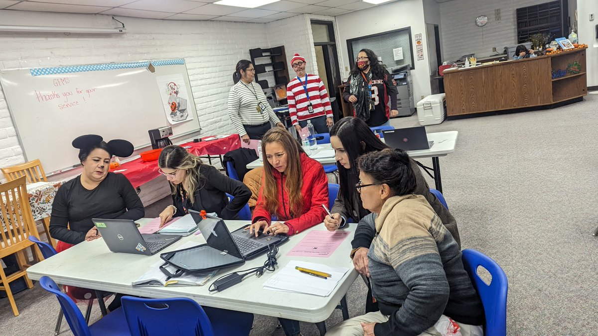 Alvarez_SEISD's tweet image. Just had a spooktacular session diving into the Eduphoria Aware New Navigation! 👻🎃 Teachers raced to the finish as they participated in a scavenger hunt and navigated their way to educational success. #Here2Serve #GEMSpride #SEISDPeoplePassionPurpose