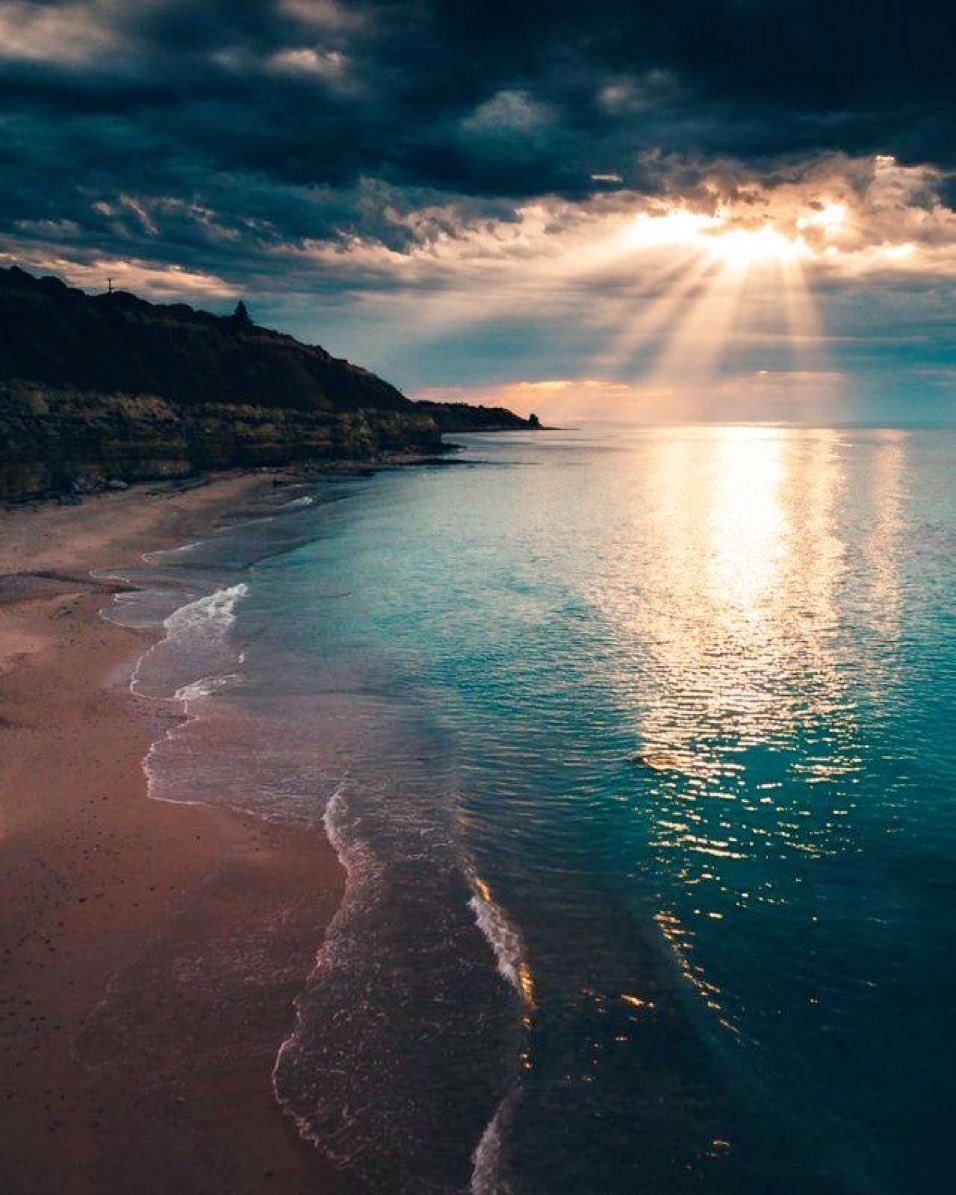 Jojozoey1's tweet photo. Time to faster than we think, welcome November of 2023💖🚀🫰
#PeaceForAllWorld 
#prayersForPeace 
#November2023 
#livefun 
#enjoylife 
#AutumnVibes 
#autumnfall 
#wellnessgoals 
#BeHappy 
#happysharing  
#幸せシェア 
#写真好きな人と繋がりたい😍 https://t.co/70Td90hdJ9