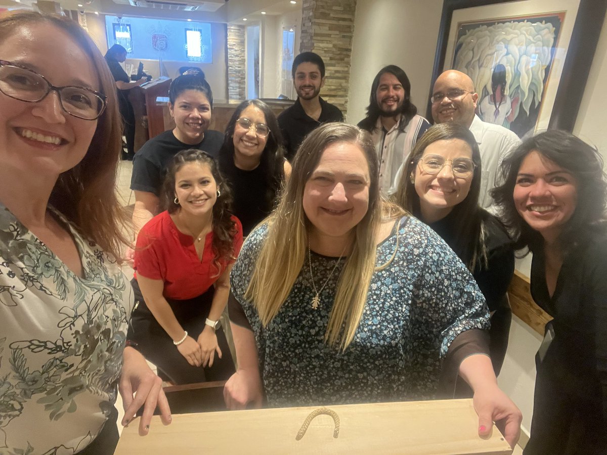Ccoloncpa's tweet photo. Fe , gratitud y alegria. 
Asi cierro este día. 
Termino hoy un ciclo con KPMG y continuo con nuevos retos y desafíos, con la certeza de que hice un buen trabajo. 

¡Gracias a todos! https://t.co/zUmYis6hW5
