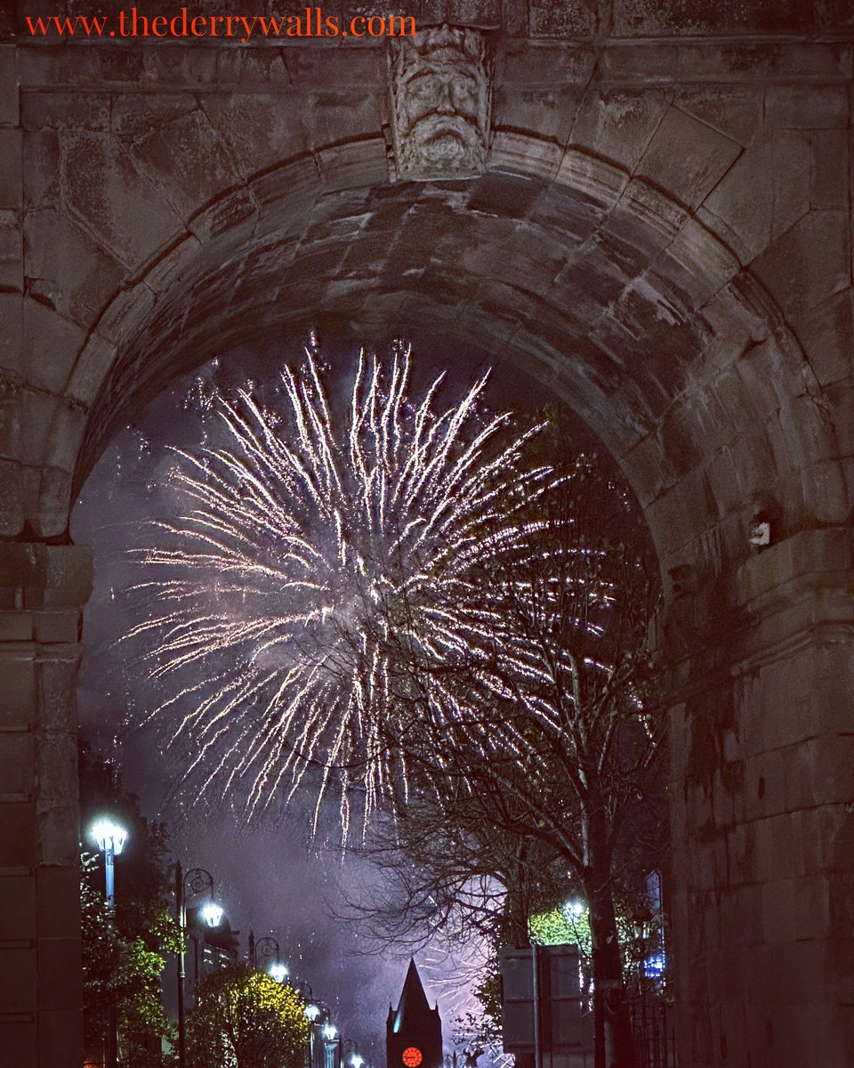 The Derry Walls tweet media