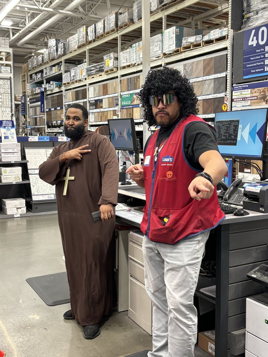 Lowes1106NB tweet media