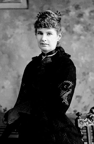 Should We Stop Eating Meat? Ruby Ekkel explores feminist vegetarianism in Victorian England in the new #VIDAblog! Influential feminist Anna Kingsford's argument's for being #vegetarian are seriously considered as 'a philosophy and a way of life'. 

auswhn.org.au/blog/should-we…