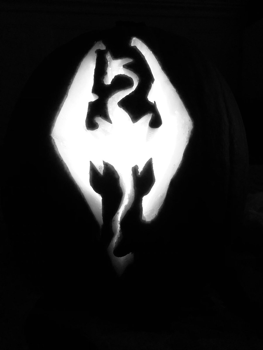 Happy Halloween! I decided on a Skyrim theme for my pumpkin carving project this year. Hope everyone enjoys the holiday! 🎃