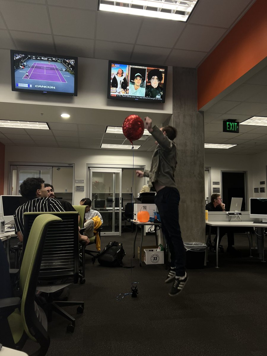 Zora_Carrier4's tweet photo. Spooky Cronkite ft. @WillScottSports #Halloween2023 https://t.co/eHXKgV0sCf