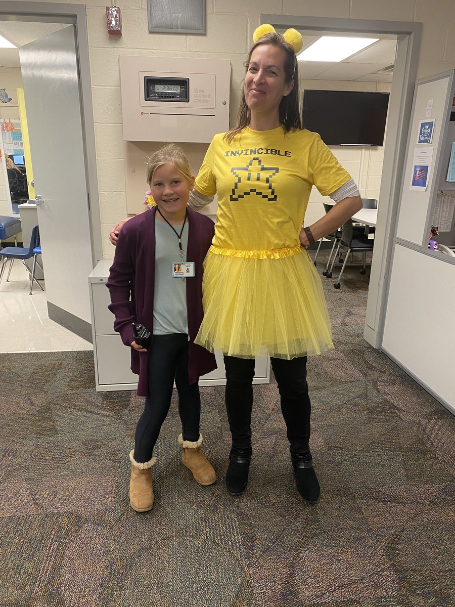 Beth Nisk tweet media