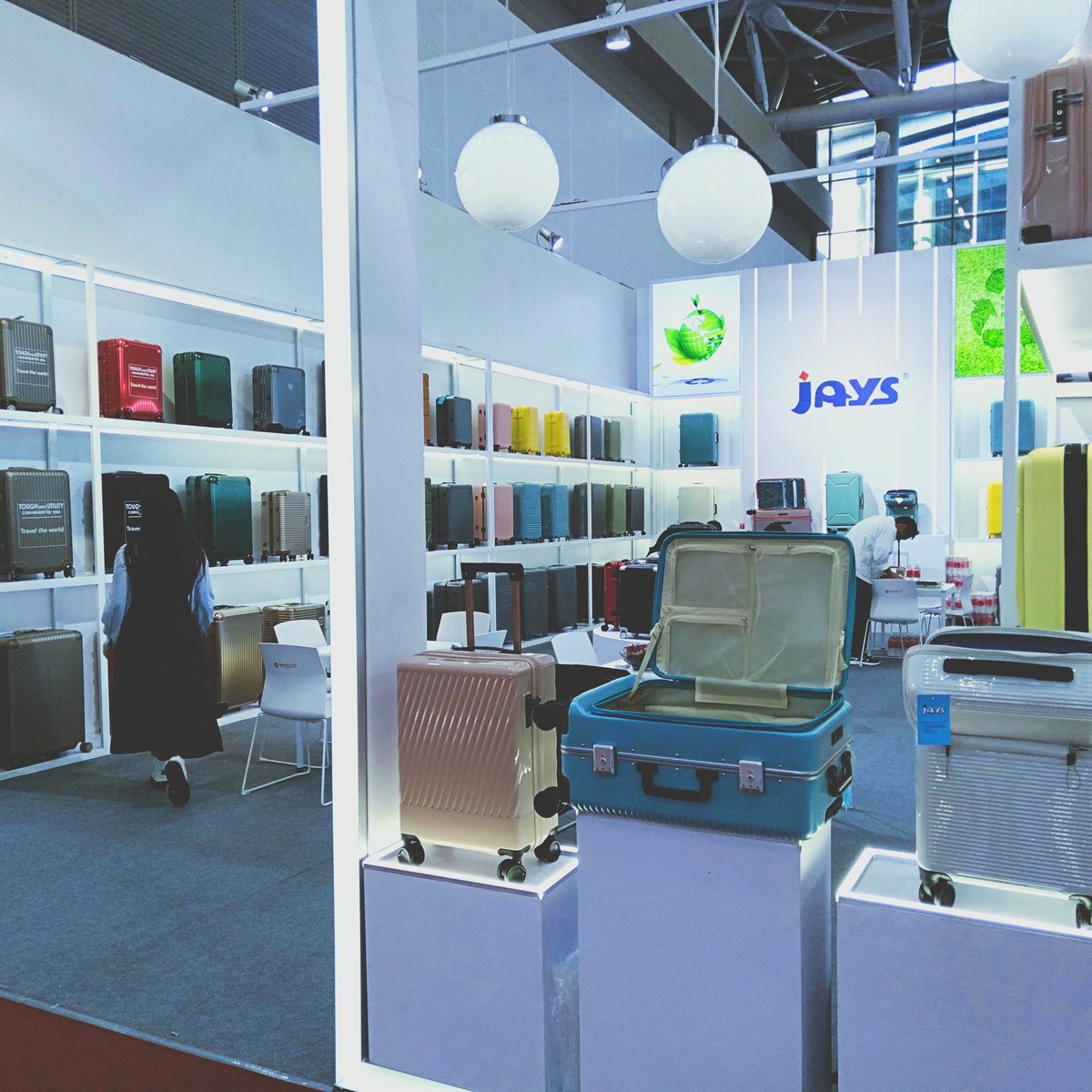 combic2019's tweet photo. Welcome to Canton fair https://t.co/Uqjqzm3Ful
