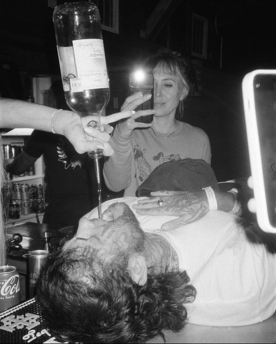 1 thing about me I will always swallow https://t.co/LYTyN3jcvx